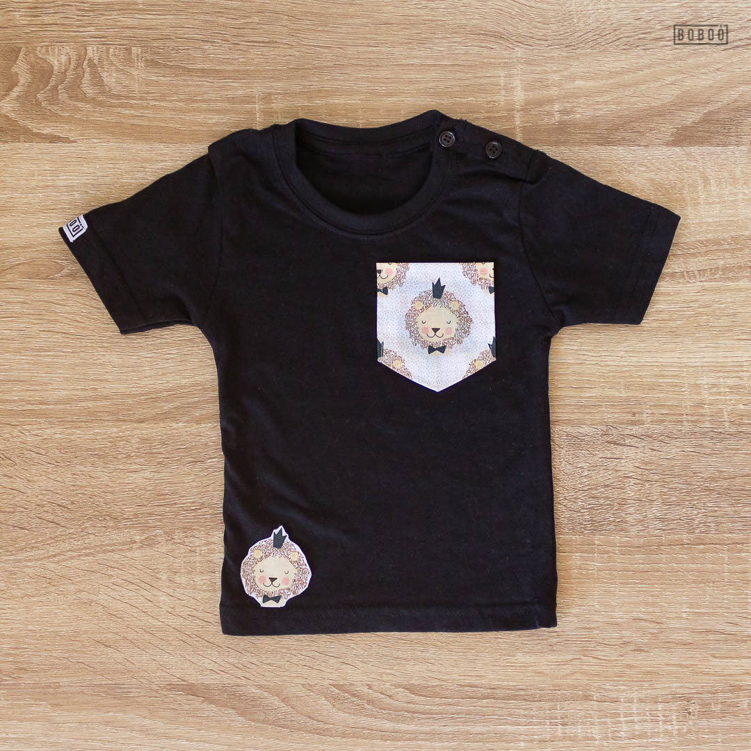 Camiseta Bolsillo León Negra