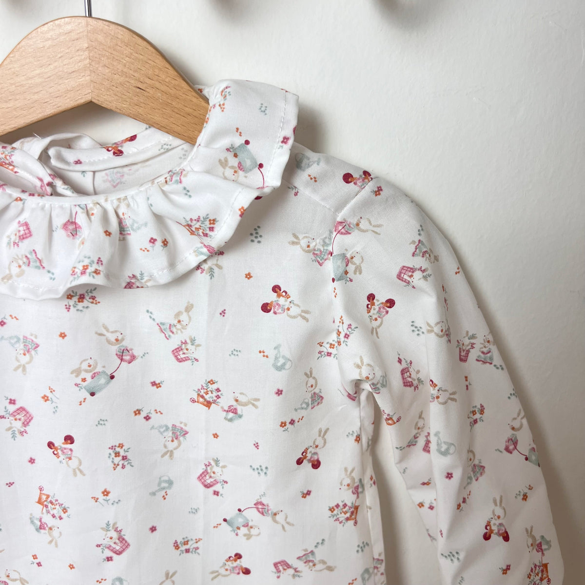 Blusa Conejitos Jardín Blusas